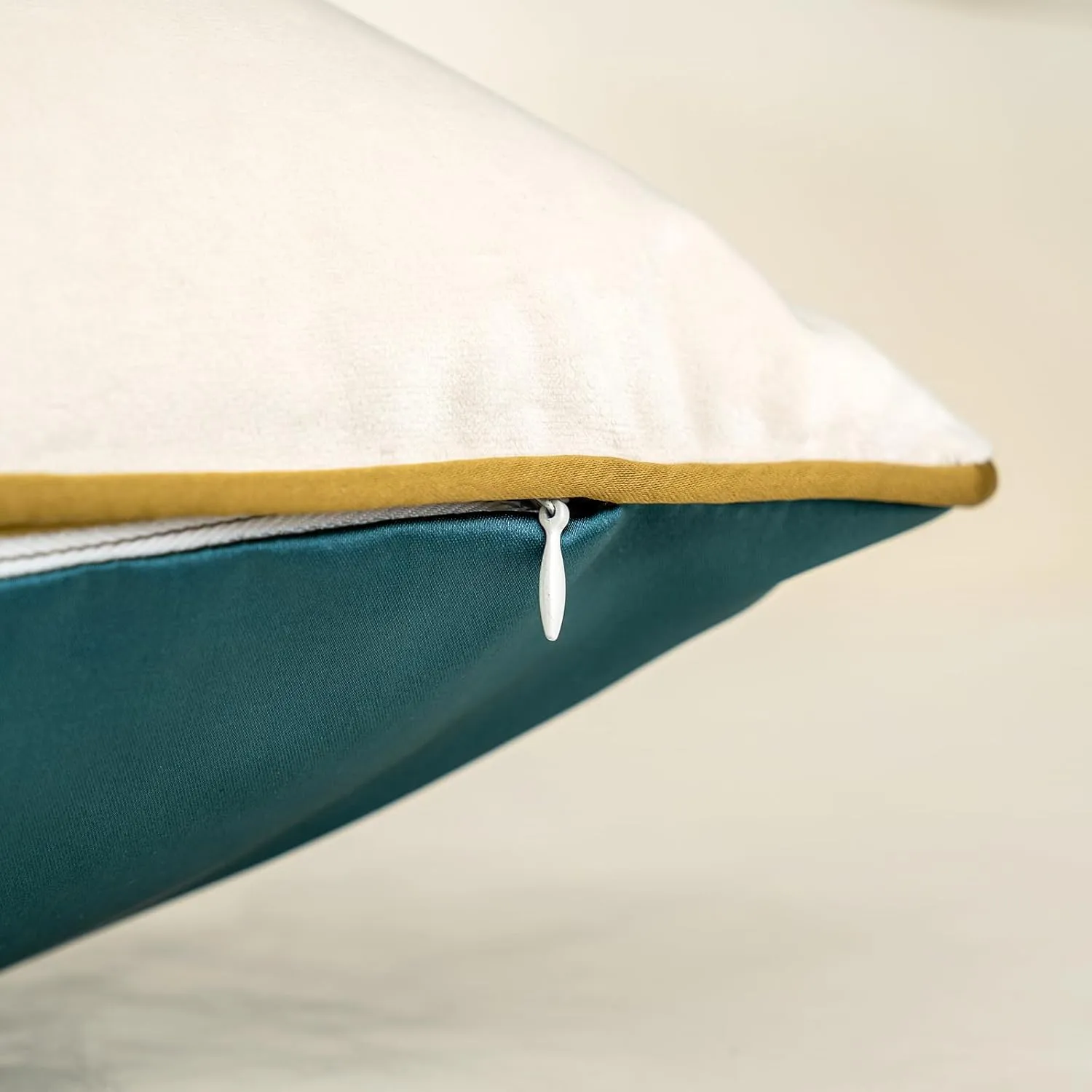 Alerfa 20 x 20 Inch Teal White Geometric Striped Gold Leather Patchwork Velvet Cushion Case Luxury Modern Lumbar Throw Pillow Cover Decorative Pillow for Couch Sofa Living Room Bedroom Car