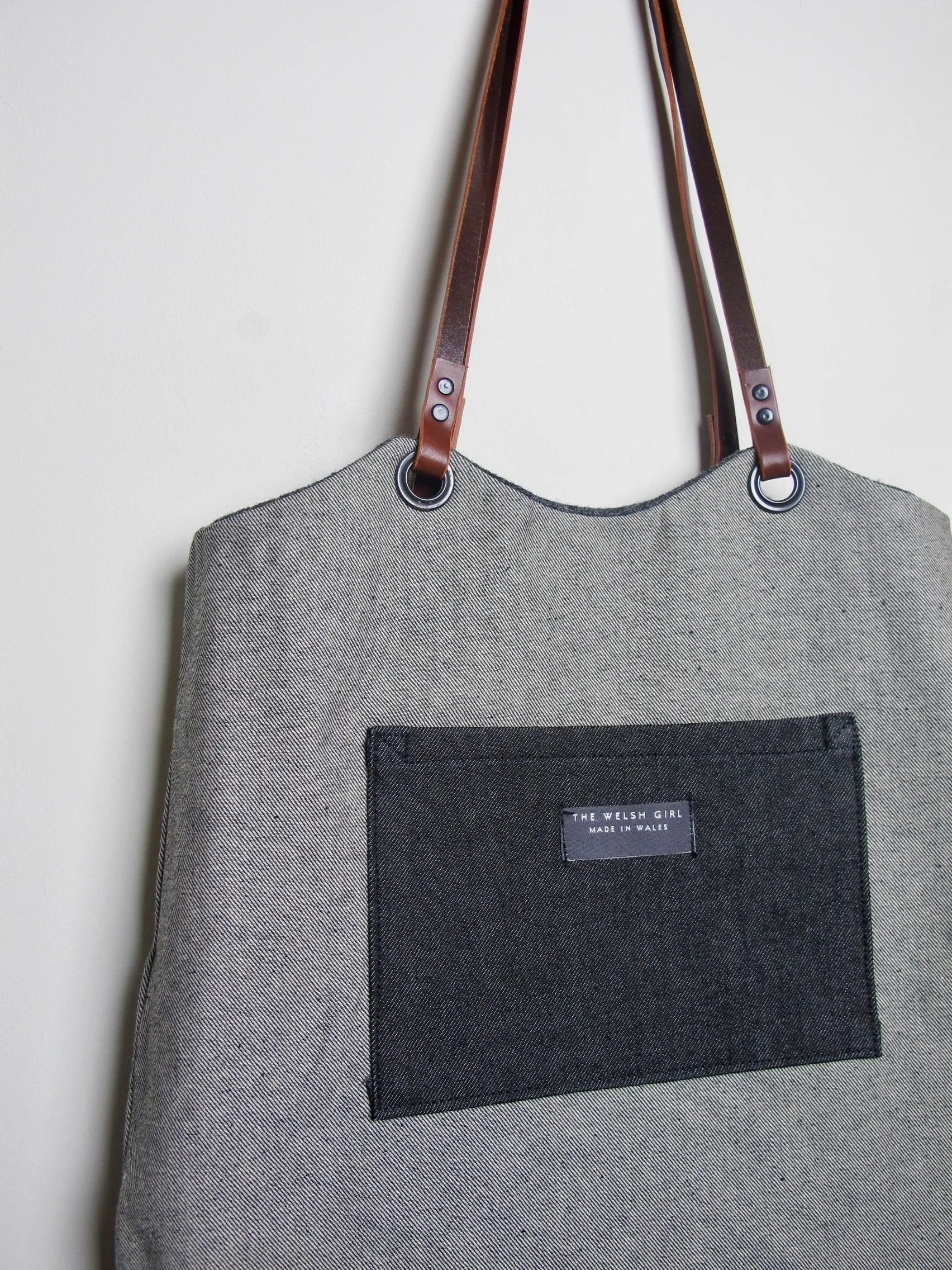 Blockwork Tote Bag - red, straw, grey stripe I