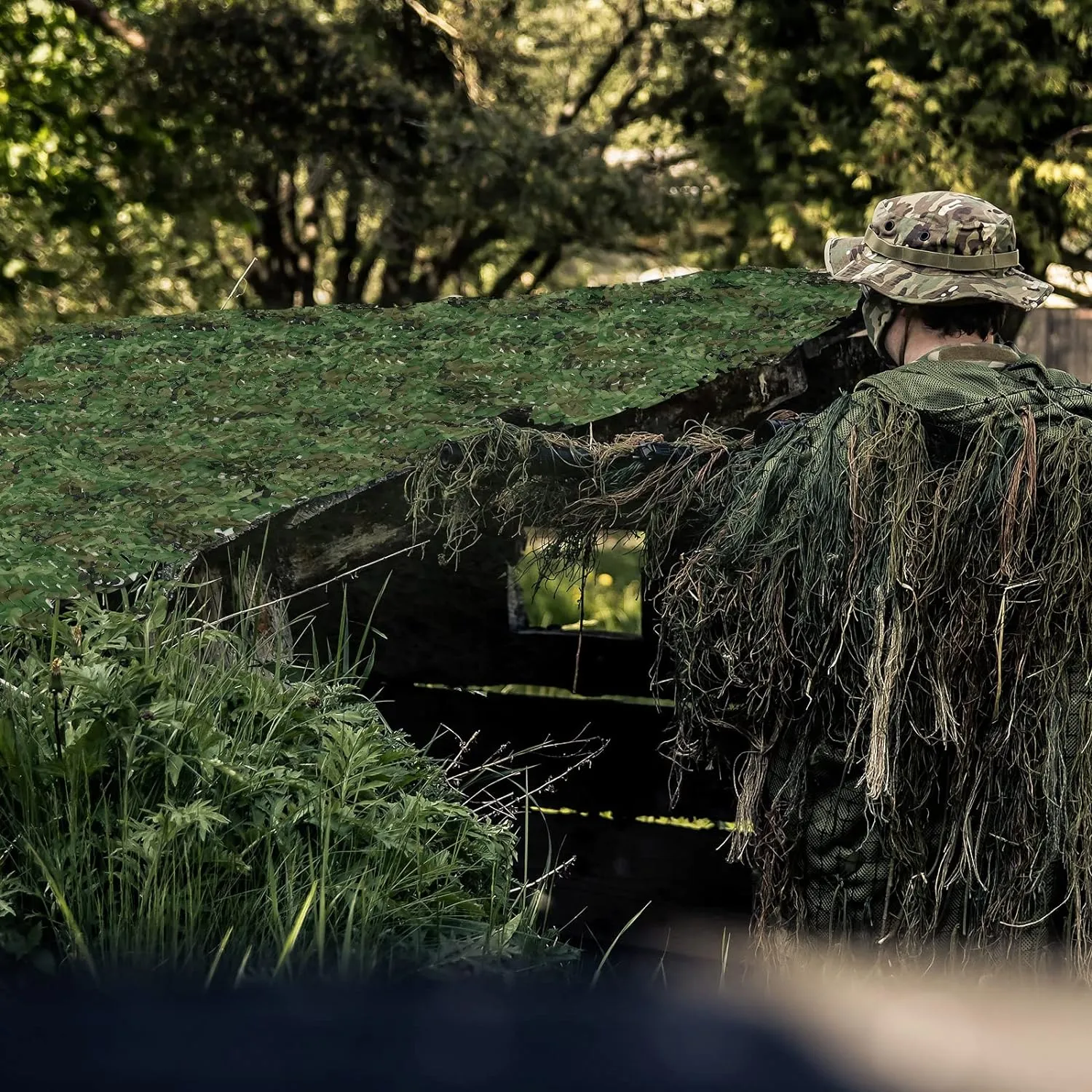 Camo Netting, Bulk Roll Camouflage Netting Woodland, Military Hunting Free Cutting for Hunting Blind Sunshade Shooting Theme Party Decoration