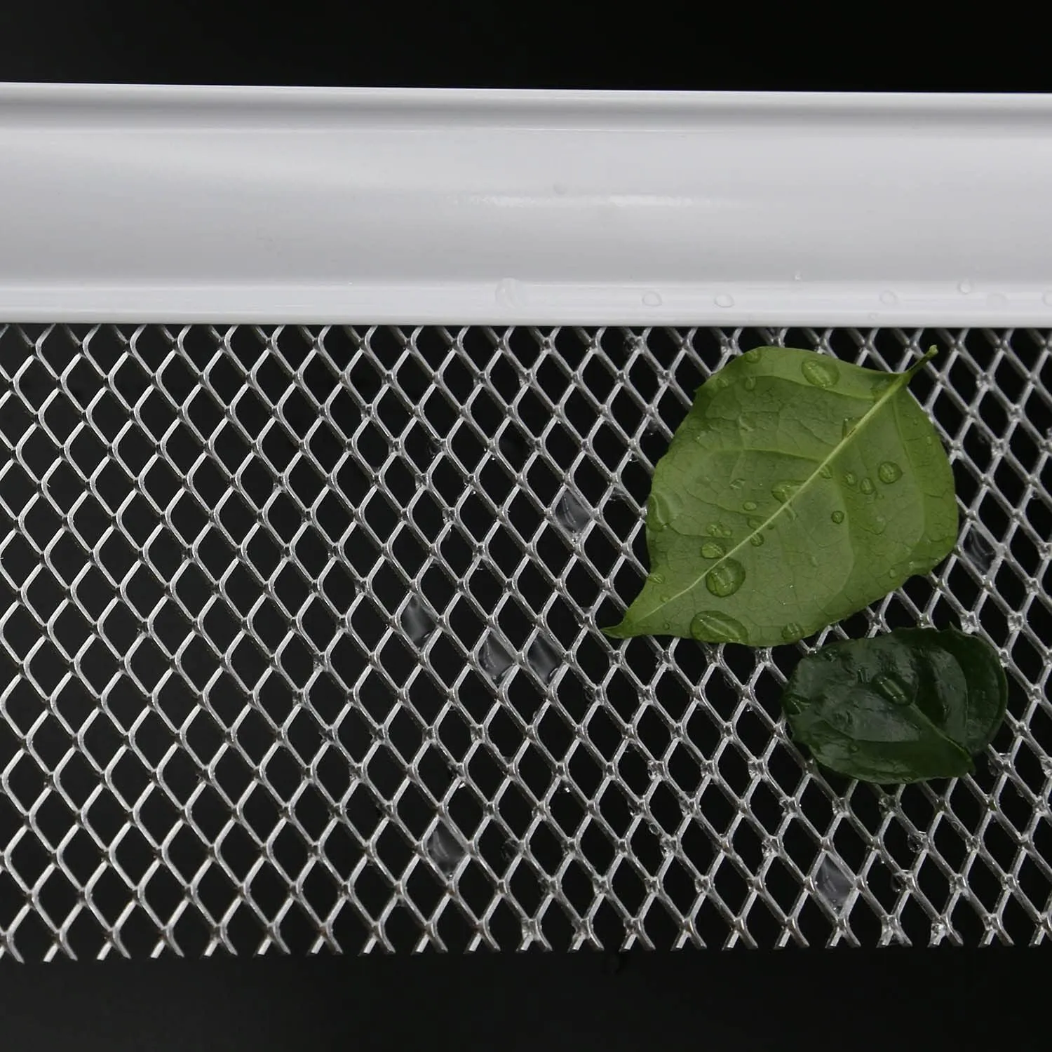 Carligo Gutter Guard, Leaf Guards for Gutters, Aluminum 6 Inch x 42 Feet Leaf Filter Gutter Protection Roll, Gutter Covers Screen, Rain Gutter Leaf Guards, Gutter Mesh