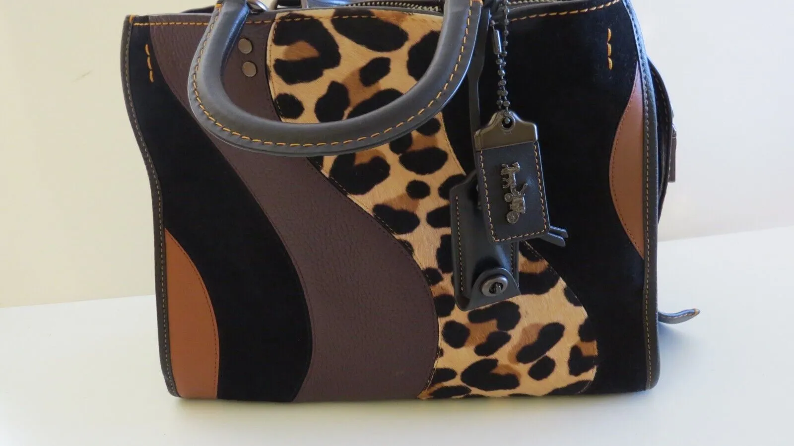 Coach Rogue Bag With Leopard Patchwork B1880 32879🩶🏙️