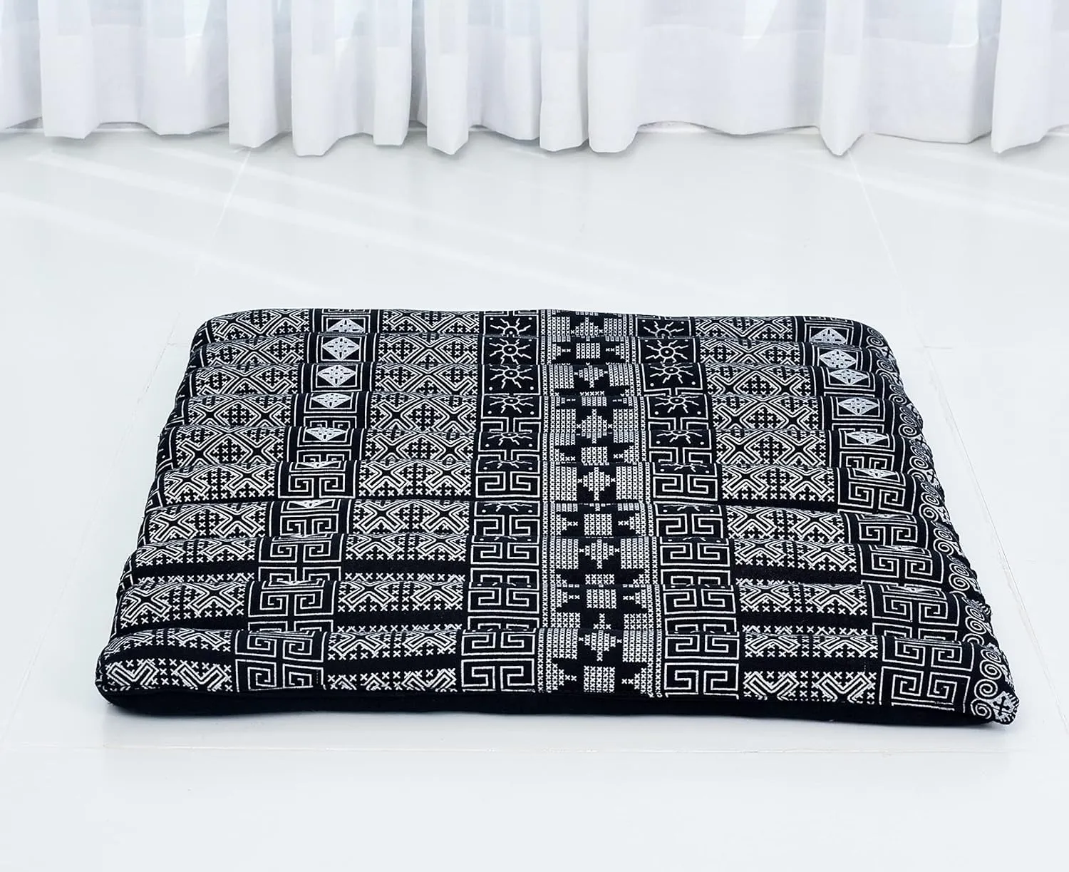 Leewadee Meditation Cushion Set – 1 Small Zafu Yoga Pillow and 1 Small Roll-Up Zabuton Mat Filled with Kapok
