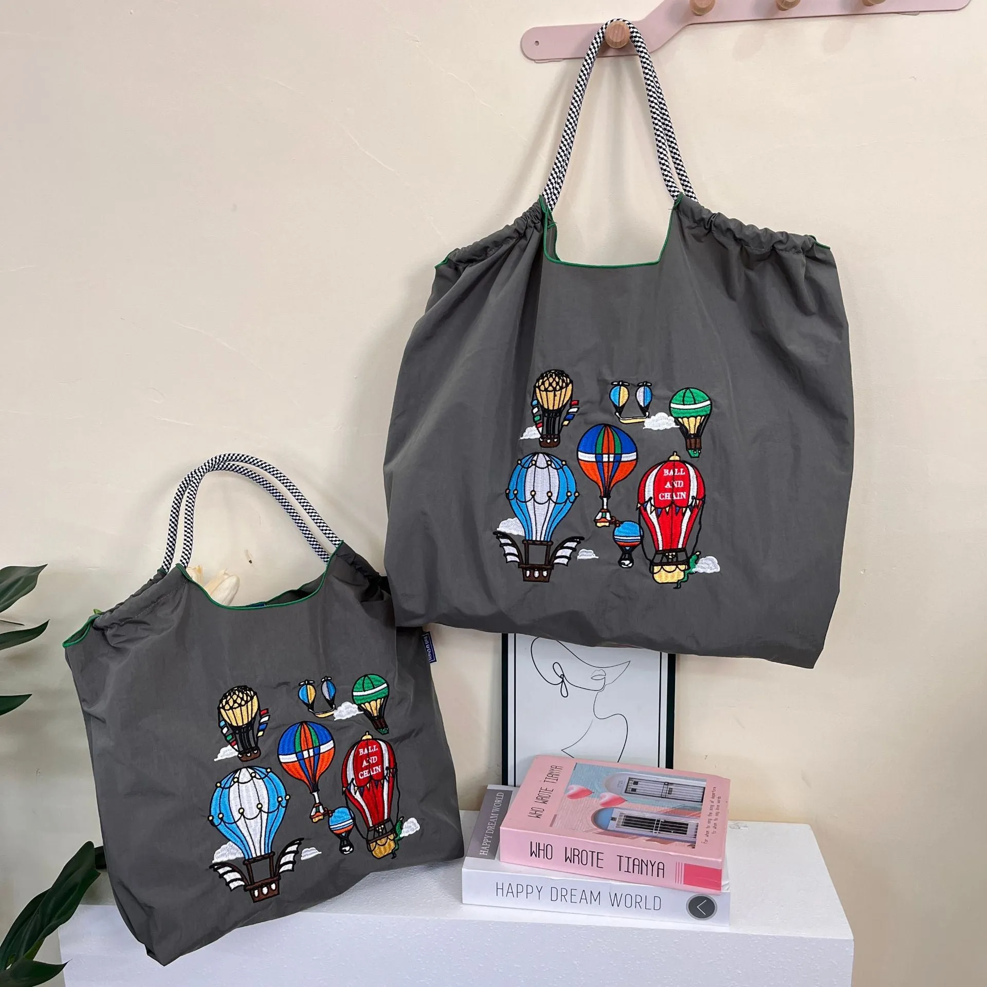 Love Embroidered Large Capacity Shopping Bag DP25A405