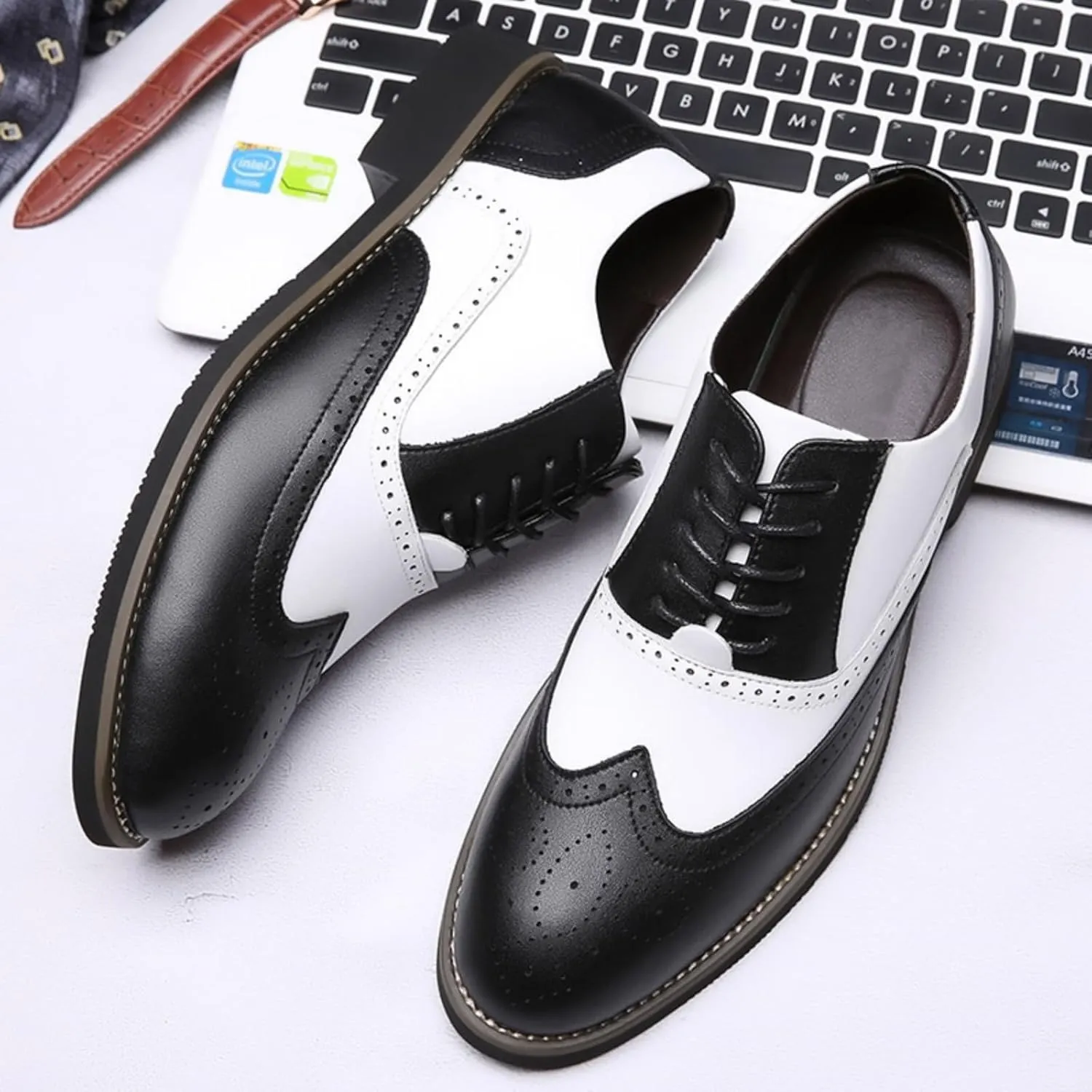 Men's Leather Perforated Lace-Up Wingtip Oxfords Pointed Toe Patchwork Two Tone Brogue Dress Shoes Comfortable Non-Slip Formal Business Derby Saddle Pumps