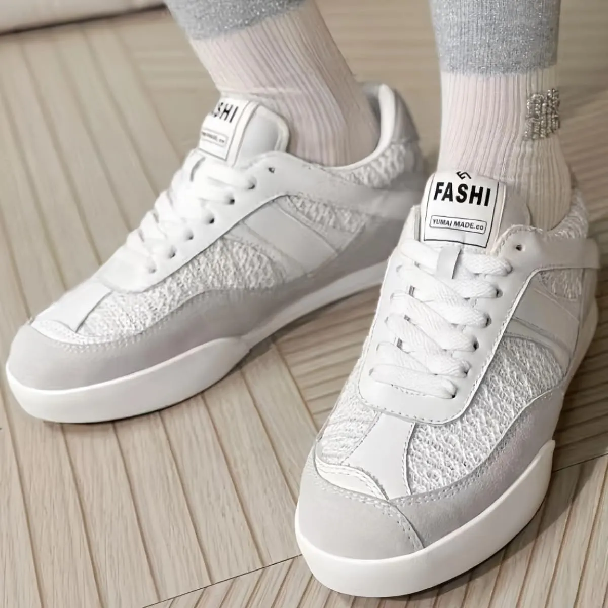 Retro Patchwork Design Lace - up Women's German Army Trainer Shoes Lightweight Flats Round Toe Genuine Suede Leather Sneakers for Women Daily Casual