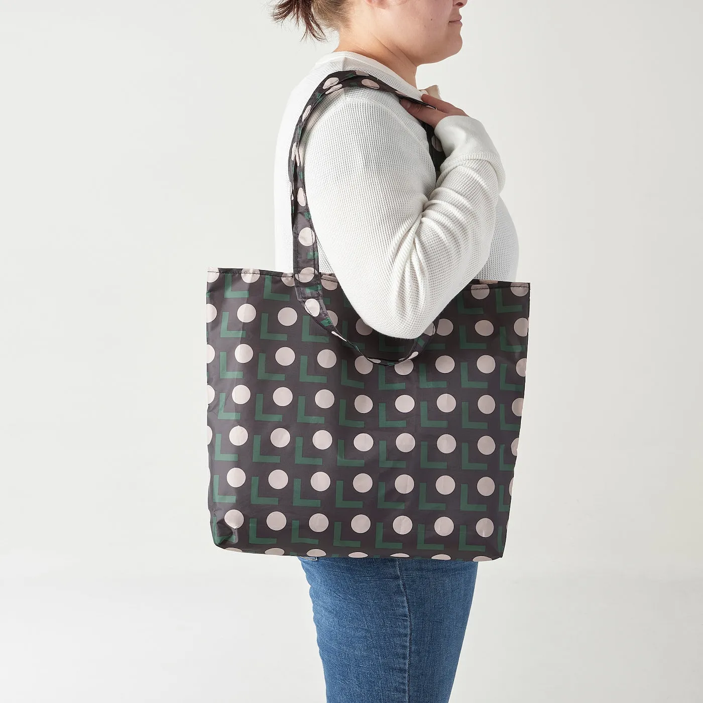 SKYNKE Carrier bag, black/beige dot pattern, 45x36 cm, 60534293
