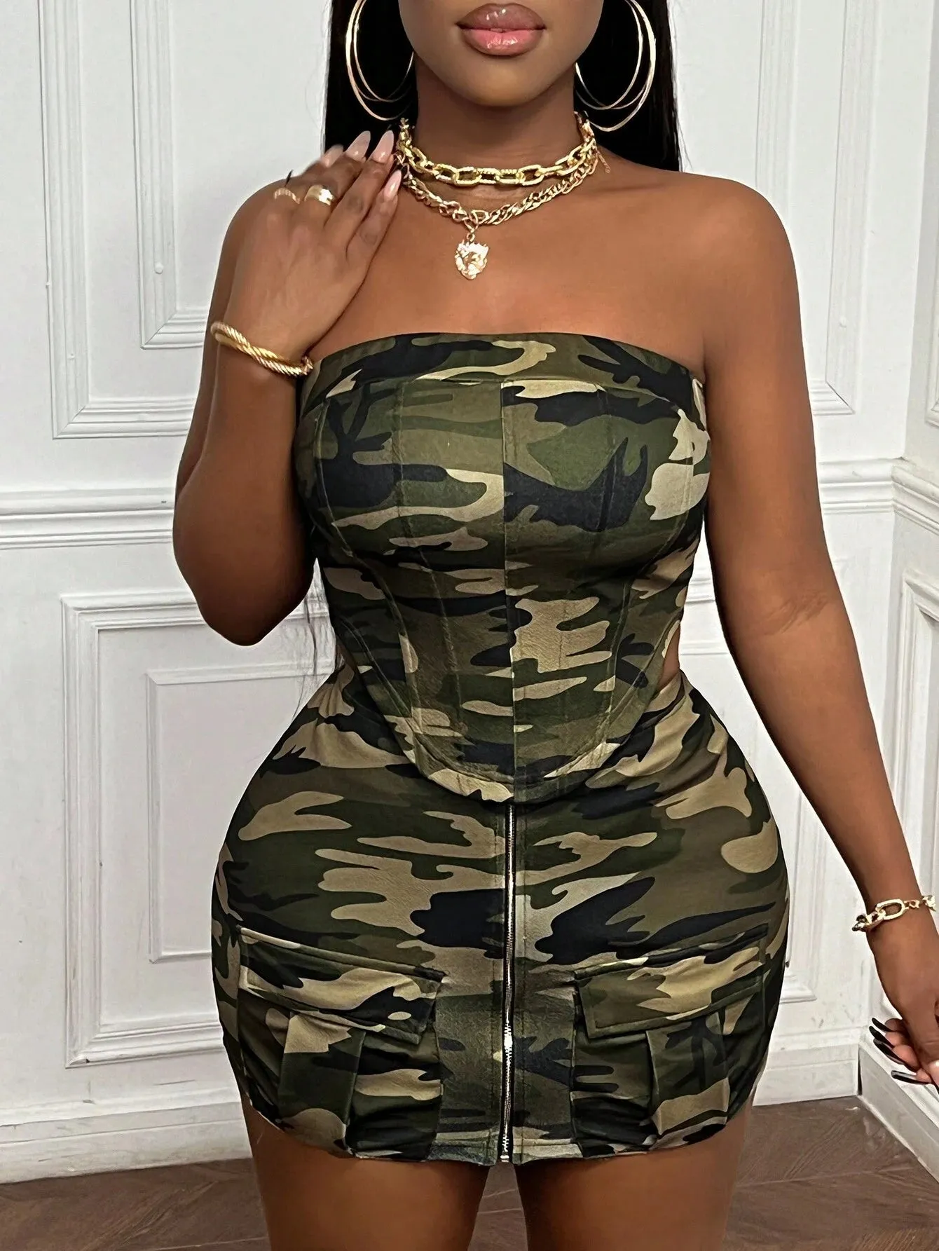 Street Style Camo Top and High-Waist Large Pocket Mini Skirt | Camo Set