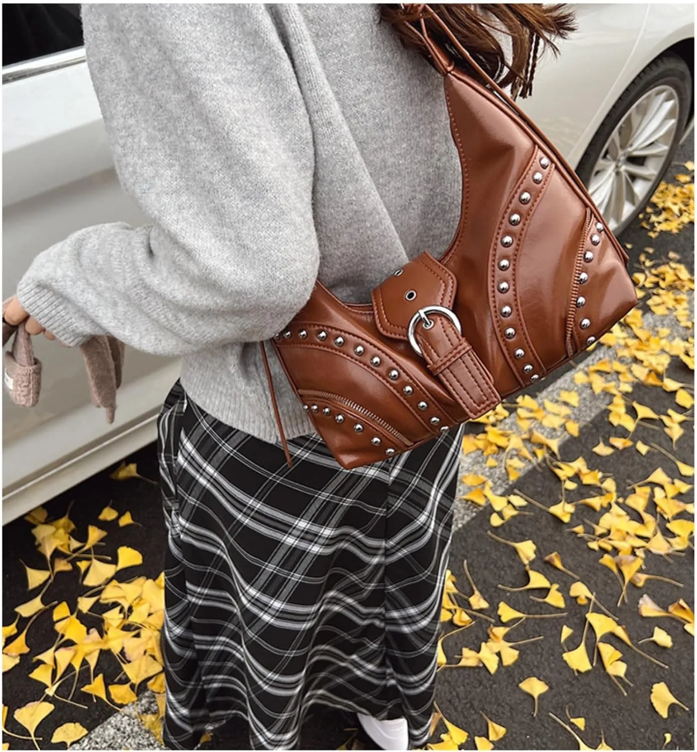 Studded Shoulder Bags Grunge Purse for Women Faux Leather Hobo Purse Y2k Dumpling Bag Summer 2000s Streetwear